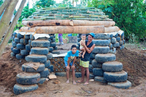 Tropical hut Earthship