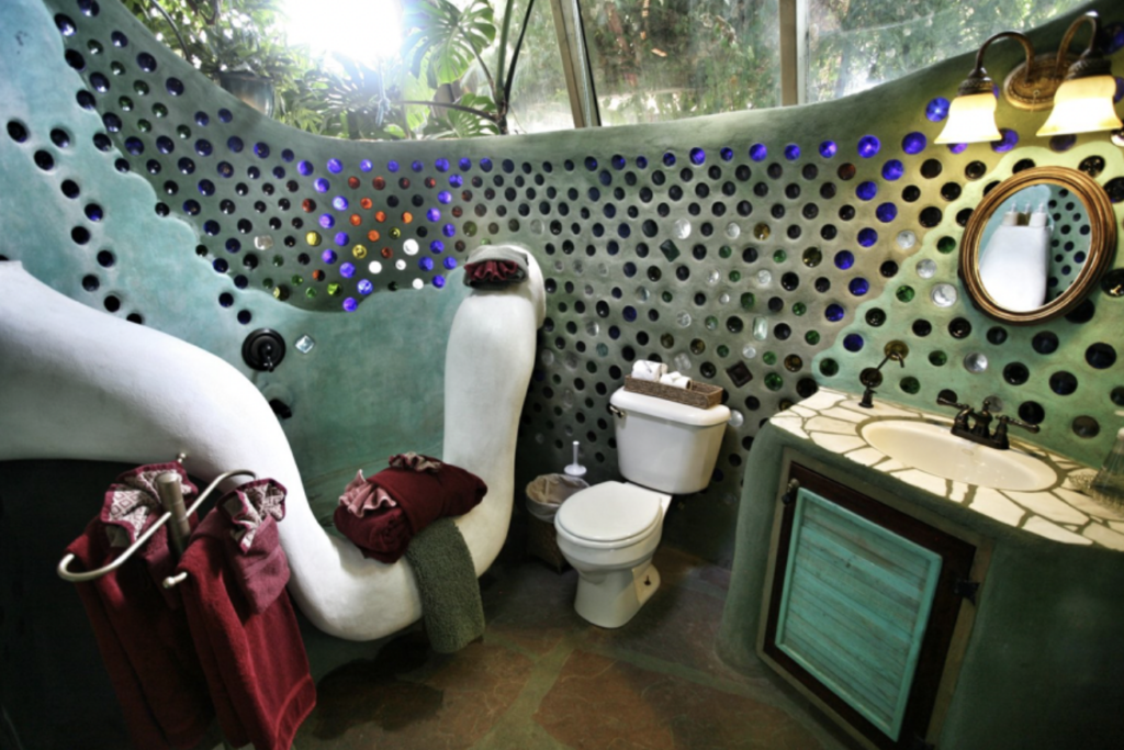 Photo inspiration: Curated Ecological Earthships For Sale Gallery View 49